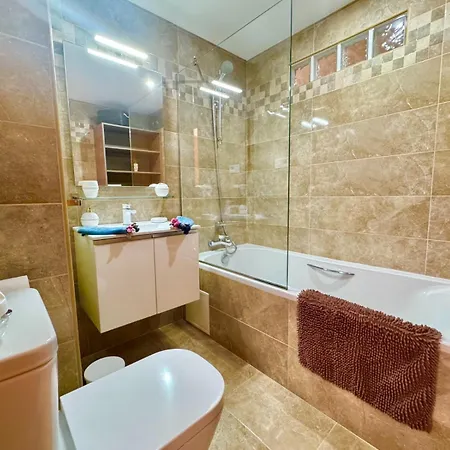 Luxury In Playa Paraiso Apartment